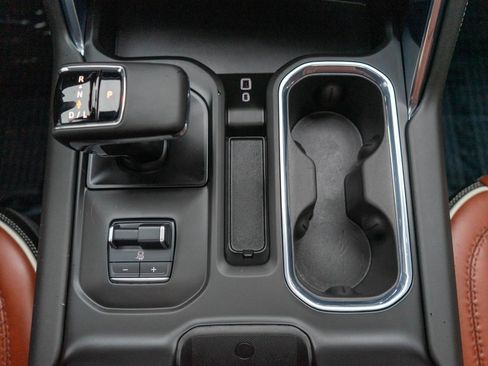 Used 2025 GMC Sierra 1500 Denali Ultimate image 30