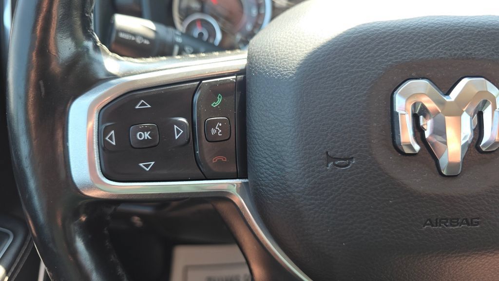 Used 2019 RAM 1500 Laramie AWD/4WD image 27