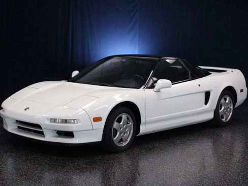 Used 1993 Acura NSX image 2