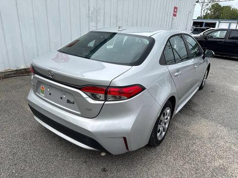 Used 2022 Toyota Corolla LE FWD image 8