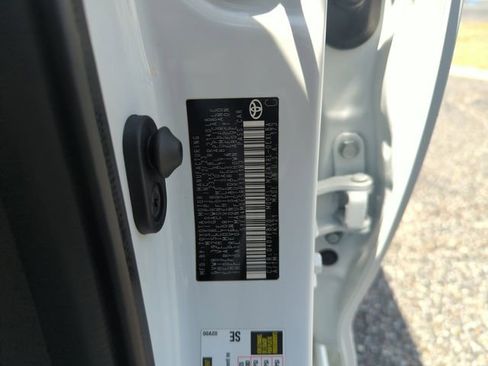 Used 2024 Toyota Corolla LE FWD image 36