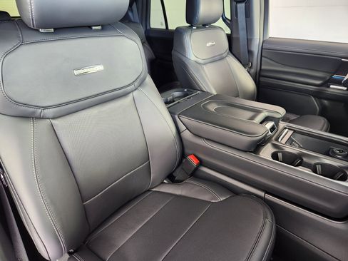 New 2025 Ford Expedition Max Platinum w/ Stealth Performance Package image 10