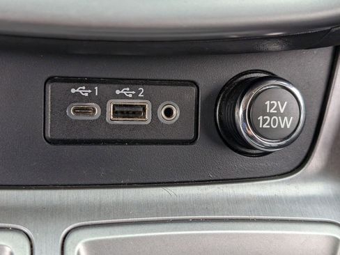 Used 2023 Nissan Murano SV AWD/4WD image 19