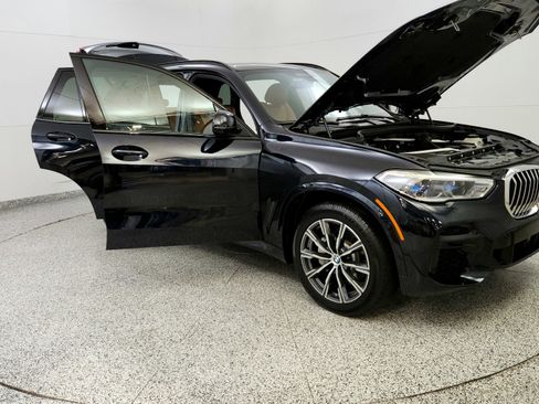 Used 2023 BMW X5 xDrive40i w/ Executive Package AWD/4WD image 9