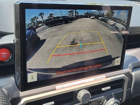 New 2026 Toyota Tacoma TRD Off-Road w/ TRD Off Road Upgrade Package AWD/4WD image 15