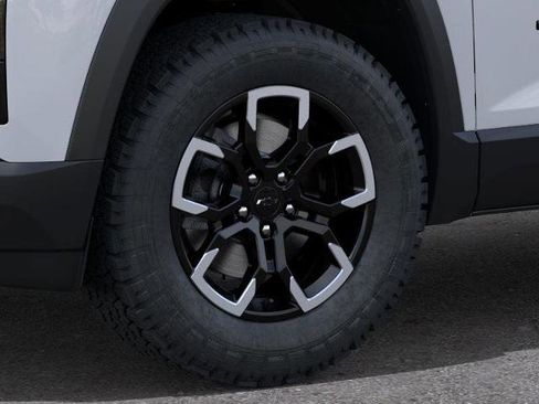 New 2026 Chevrolet Equinox ACTIV w/ Convenience Package III image 9