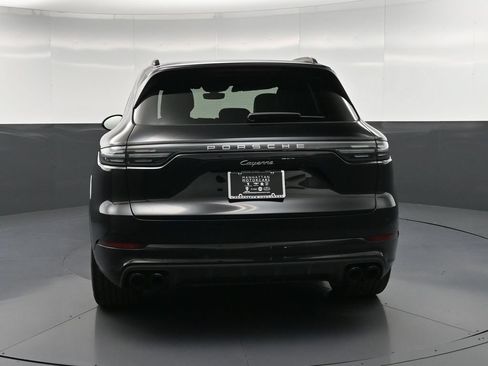 Certified 2023 Porsche Cayenne Platinum Edition AWD/4WD image 7