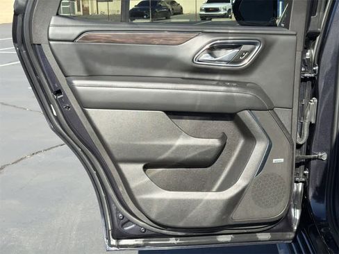 Used 2023 Chevrolet Tahoe LT image 28