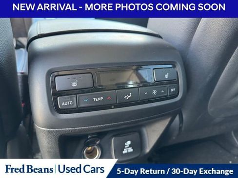 Used 2022 Hyundai Palisade SEL w/ 8P Bench Seat Package image 15