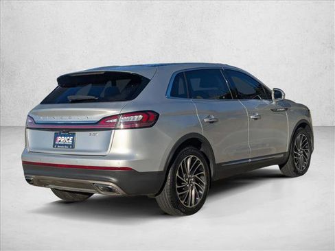 Used 2019 Lincoln Nautilus Reserve image 3