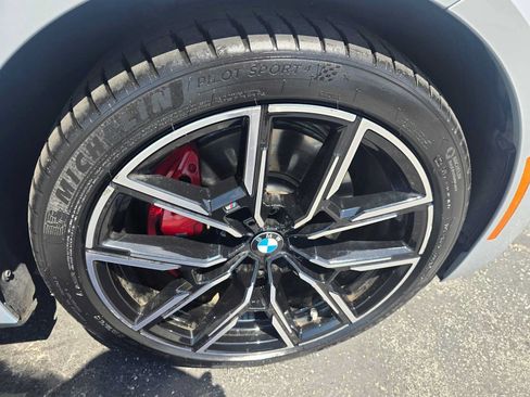 Used 2023 BMW i4 eDrive40 w/ M Sport Package RWD image 9