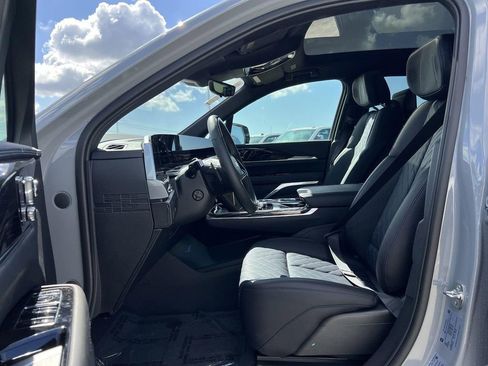 New 2026 Cadillac Escalade IQ Luxury 1 AWD/4WD image 23