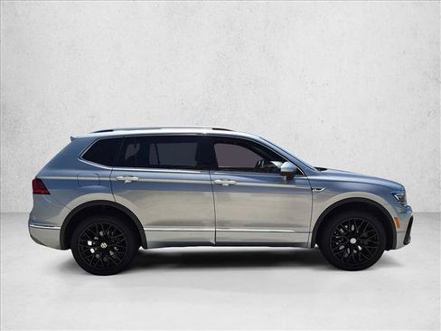 Used 2021 Volkswagen Tiguan SEL Premium R-Line AWD/4WD image 4