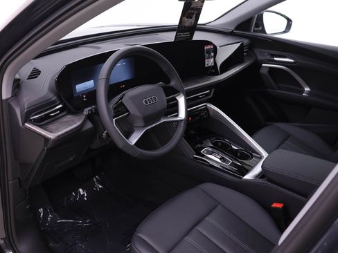 New 2026 Audi Q5 Premium image 6