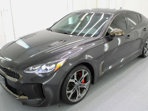 Used 2021 Kia Stinger GT image 5