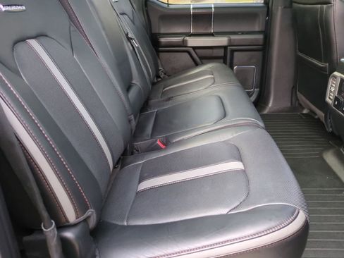 Used 2018 Ford F150 Platinum w/ Technology Package image 21