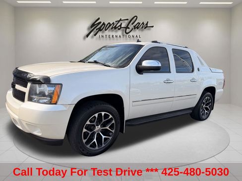 Used 2013 Chevrolet Avalanche LTZ AWD/4WD image 1
