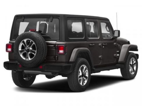Used 2018 Jeep Wrangler Unlimited Sahara AWD/4WD image 7