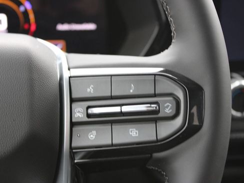 New 2026 Chevrolet Colorado LT w/ LT Convenience Package image 32