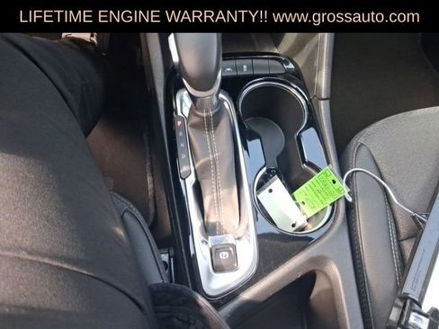 Used 2025 Buick Encore GX Preferred AWD/4WD image 17