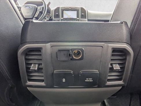 Used 2019 Ford F150 XLT w/ Equipment Group 302A Luxury AWD/4WD image 16