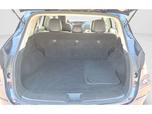 Used 2023 Nissan Murano SV image 12