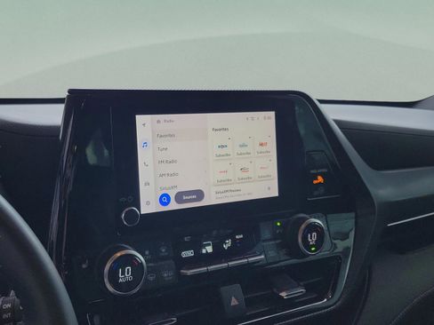 Certified 2023 Toyota Highlander XSE image 15