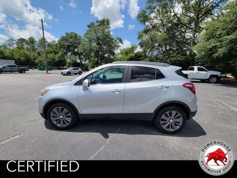 Used 2018 Buick Encore Preferred FWD image 3