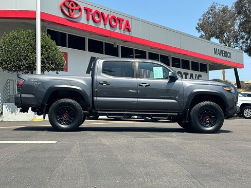 Used 2023 Toyota Tacoma TRD Pro AWD/4WD image 6