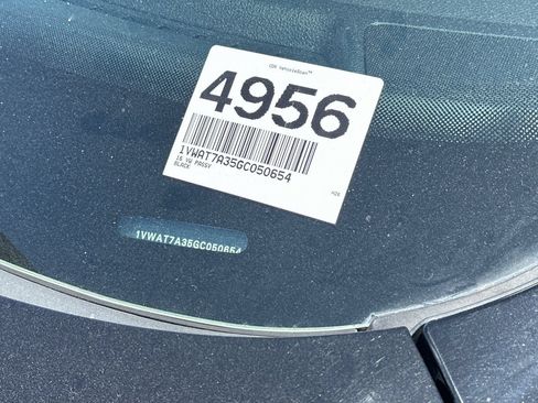 Used 2016 Volkswagen Passat 1.8T S FWD image 3