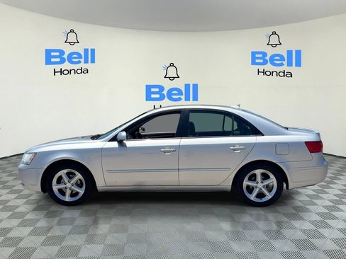 Used 2009 Hyundai Sonata SE FWD image 2