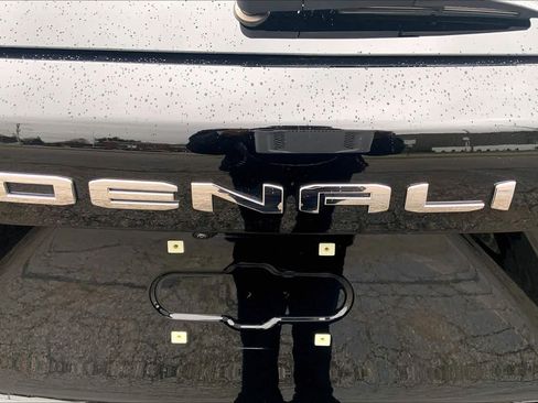 Used 2026 GMC Terrain Denali image 32