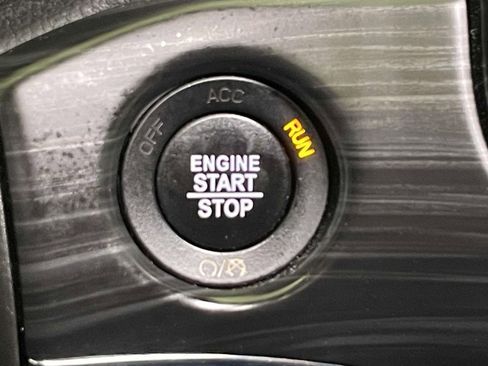 Used 2020 Jeep Grand Cherokee Limited w/ Premium Lighting Group image 43