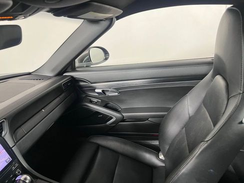 Certified 2019 Porsche 911 Targa 4 GTS AWD/4WD image 23