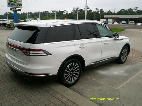 Used 2022 Lincoln Aviator Reserve w/ Class IV Trailer Tow Package AWD/4WD image 4