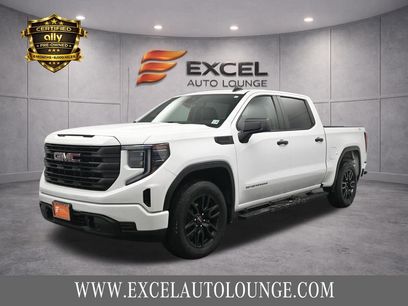 Used 2023 GMC Sierra 1500 Pro w/ Graphite Edition