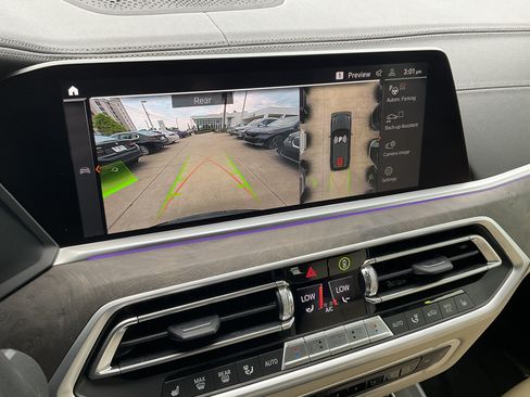 Certified 2022 BMW X5 sDrive40i w/ Premium Package RWD image 16