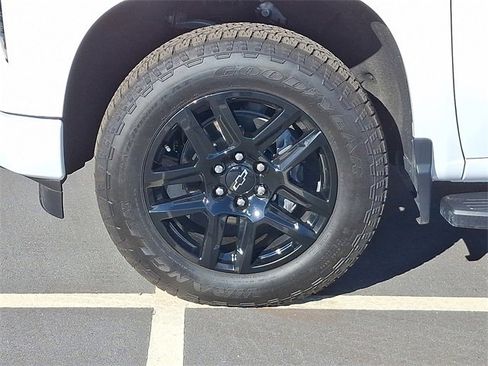Used 2024 Chevrolet Silverado 1500 RST image 8