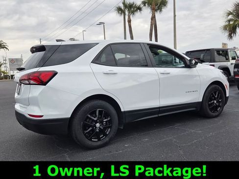 Used 2024 Chevrolet Equinox LS w/ LS Convenience Package image 7