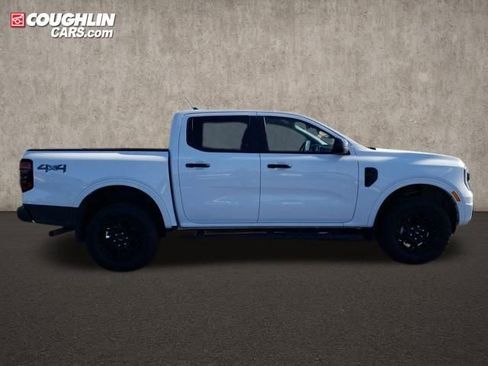 New 2025 Ford Ranger XLT w/ Black Appearance Package image 9