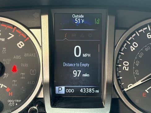 Used 2023 Toyota Tacoma SR5 image 17