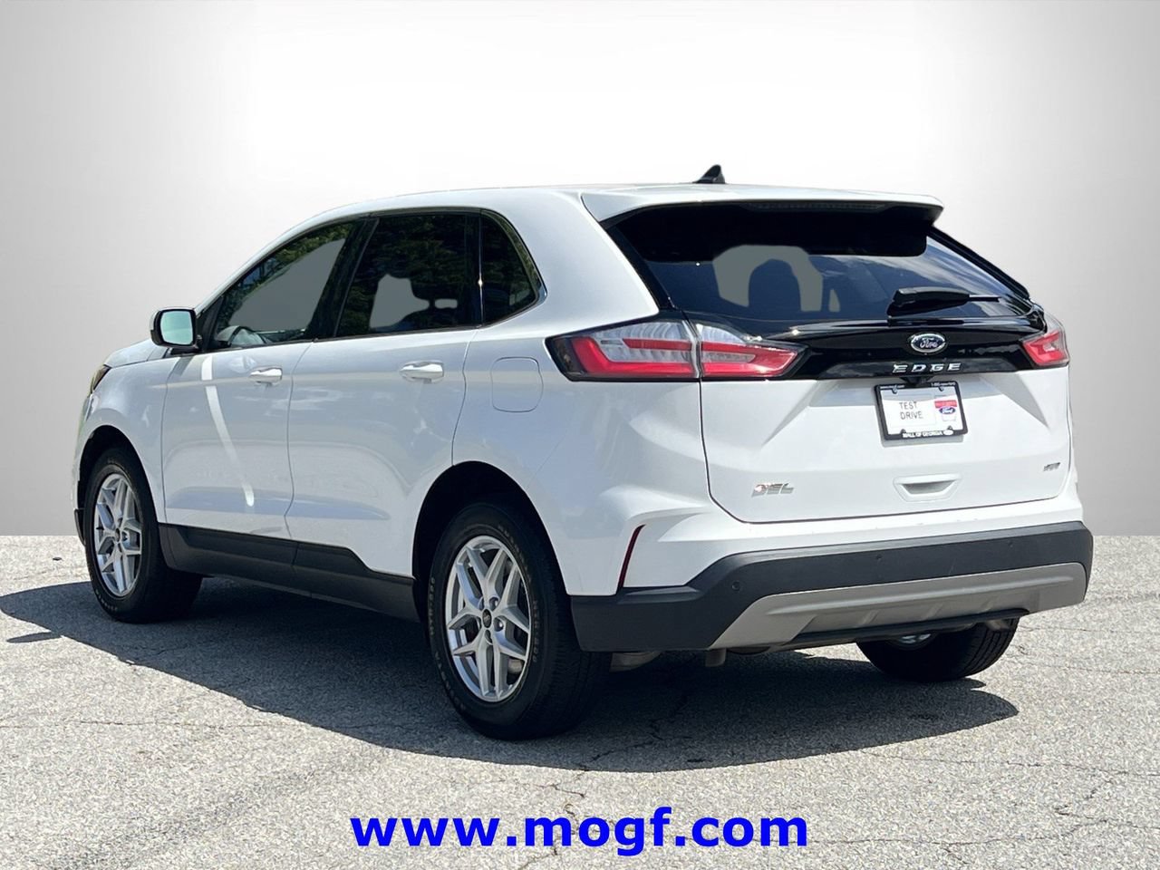 Certified 2024 Ford Edge SEL AWD/4WD image 2