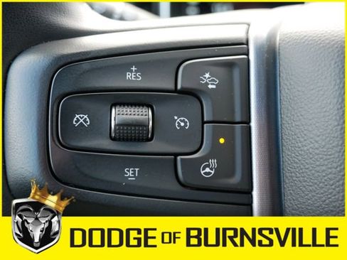 Used 2023 GMC Sierra 1500 SLE image 25