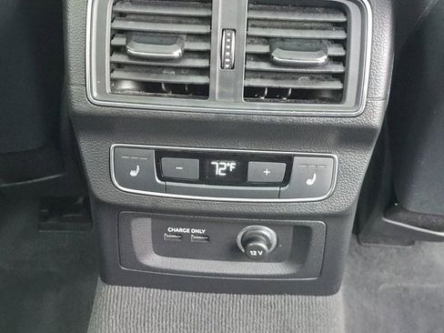 Used 2019 Audi Q5 2.0T Premium Plus w/ Premium Plus Package image 26