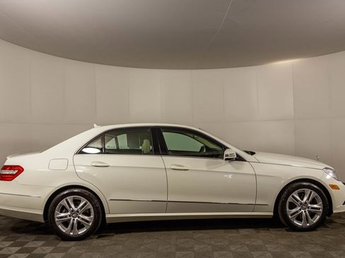 Used 2011 Mercedes-Benz E 350 E 350 image 16