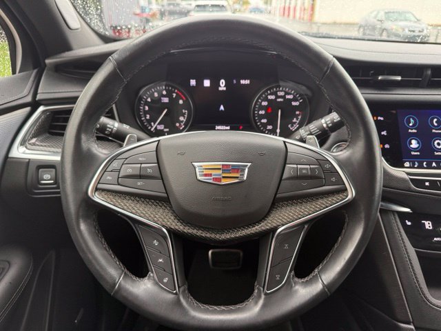 Used 2024 Cadillac XT5 Sportv w/ Technology Package AWD/4WD image 21