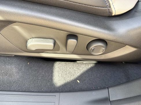 New 2025 Subaru Forester Limited image 25