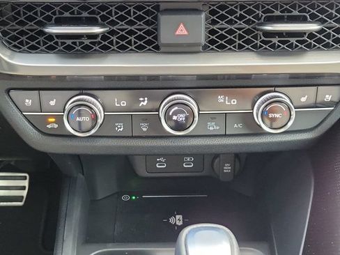 Used 2025 Acura ADX A-Spec FWD image 19