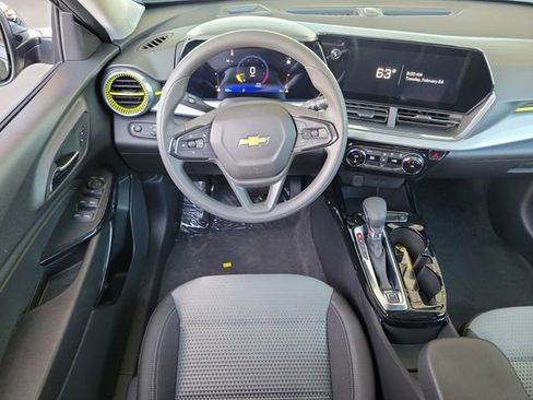 New 2026 Chevrolet Trax LT image 7