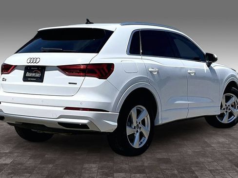 Used 2021 Audi Q3 2.0T Premium w/ Convenience Package AWD/4WD image 14